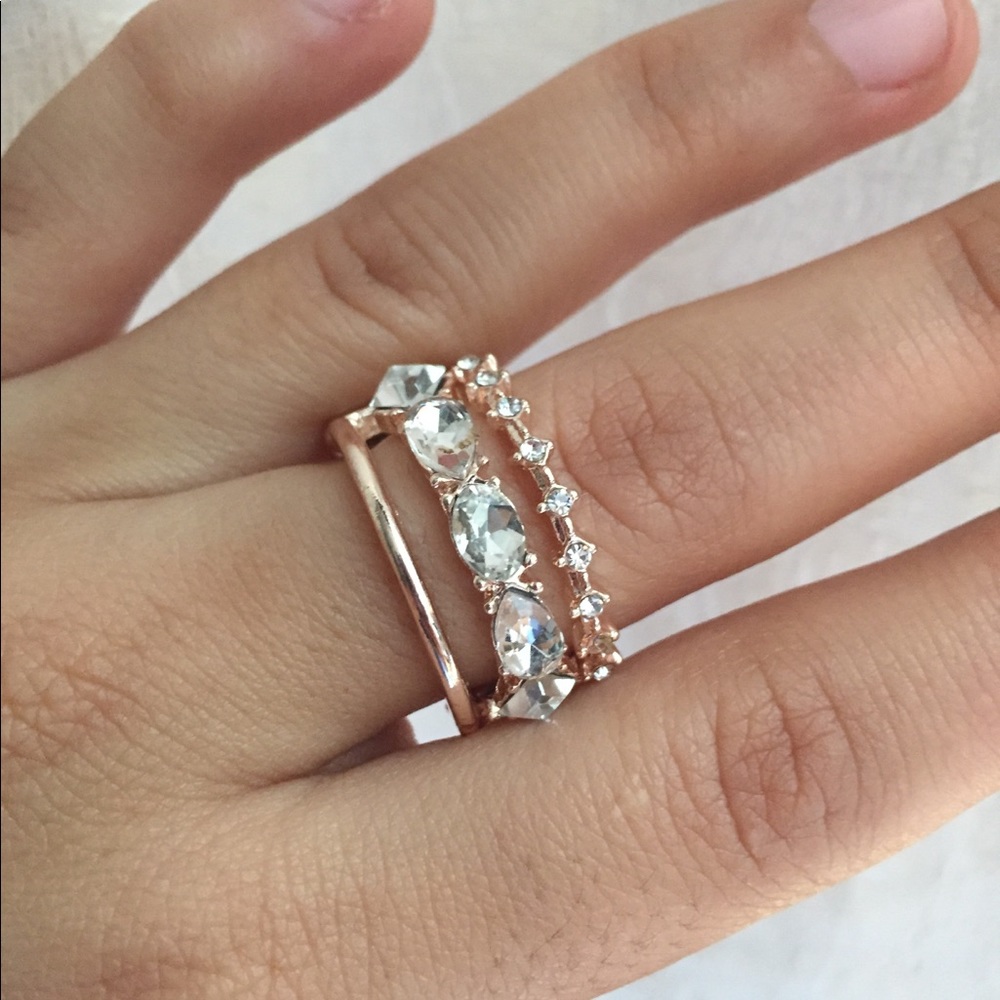 Ring - Picture 2 of 5